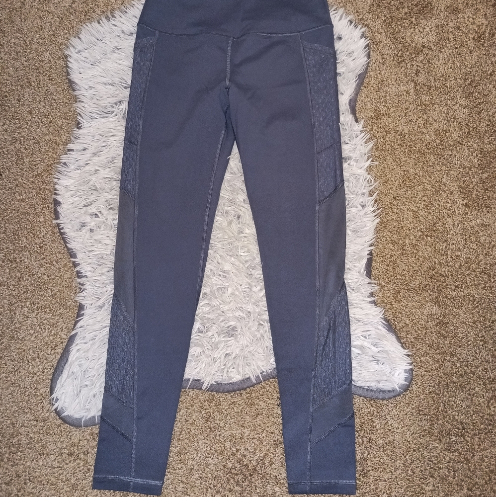 Victoria Sport Knockout Leggings